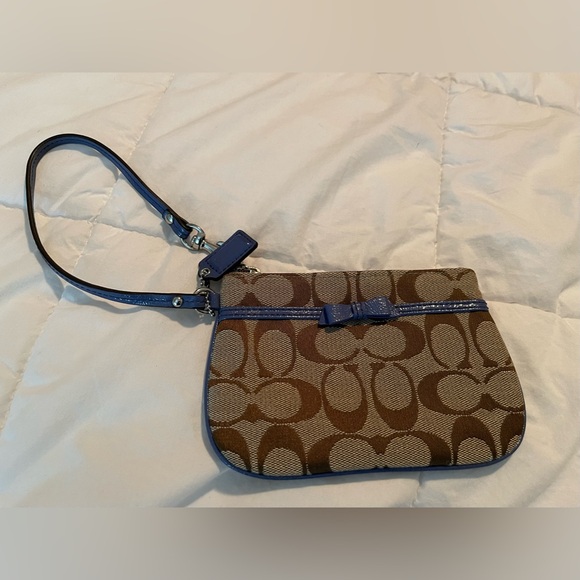 Coach Wristlet - Picture 1 of 2